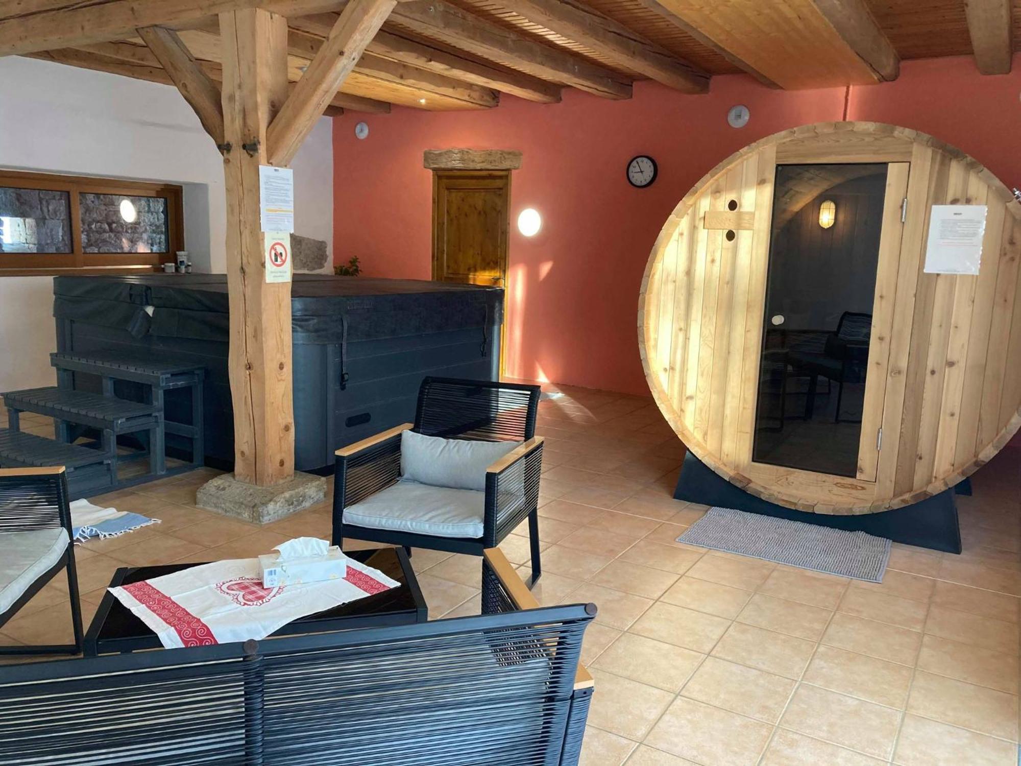 Le Moulin Des Oyes Bed & Breakfast Censeau ภายนอก รูปภาพ