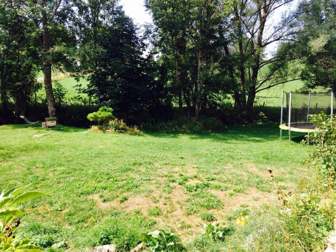 Le Moulin Des Oyes Bed & Breakfast Censeau ภายนอก รูปภาพ