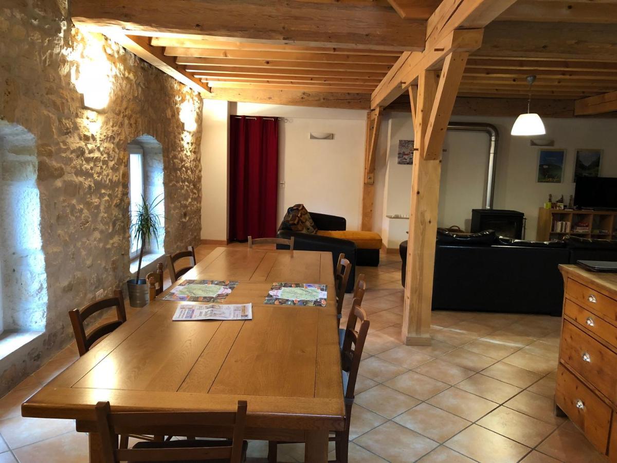 Le Moulin Des Oyes Bed & Breakfast Censeau ภายนอก รูปภาพ